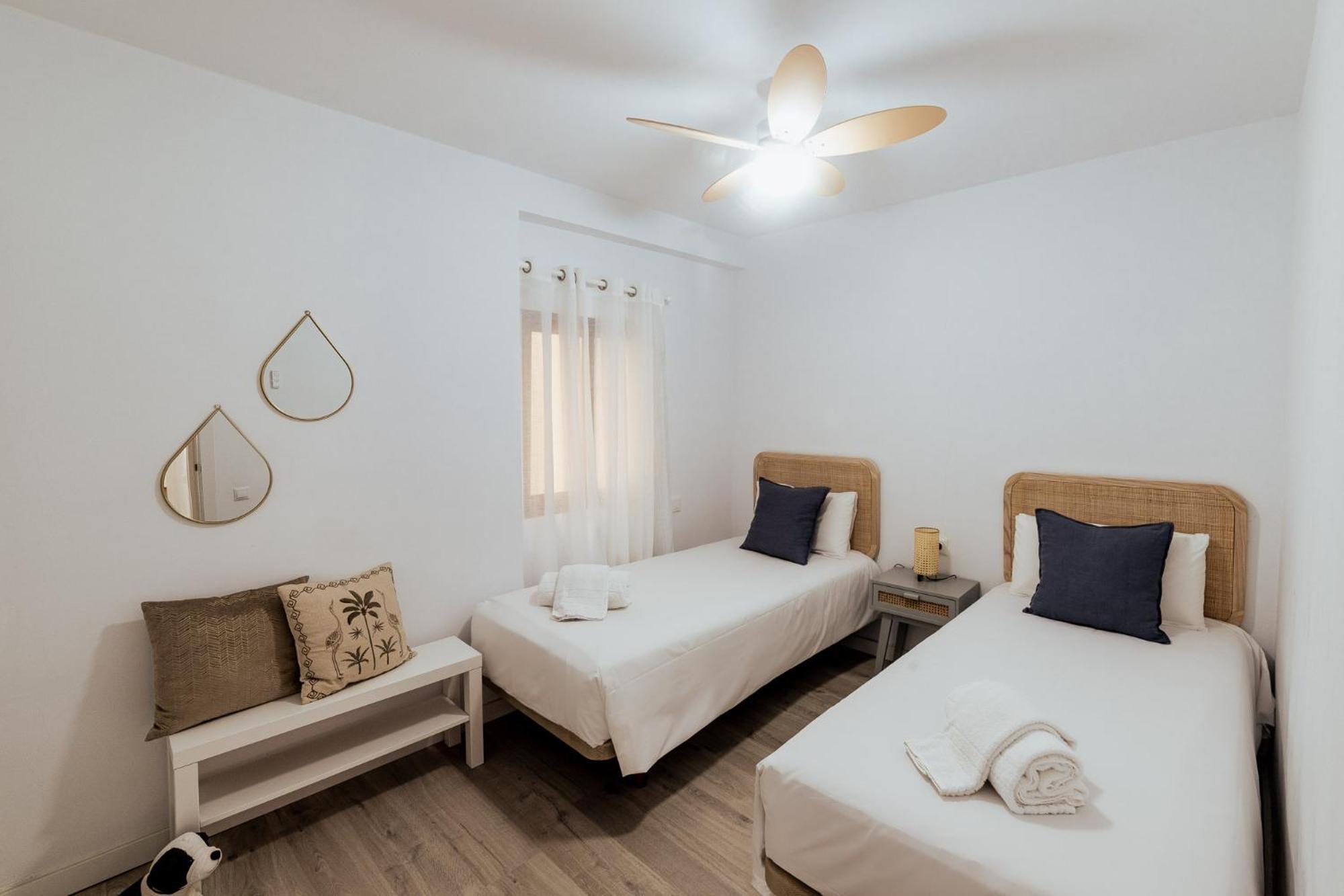 Apto B. Urbanizacion Lanzas, Playa Muchavista Apartment